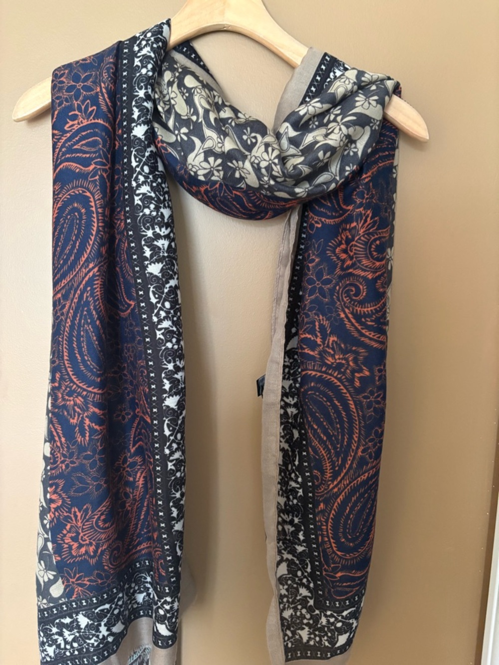 Like New! Joy Susan Brown and Black Paisley Floral Throw Scarf